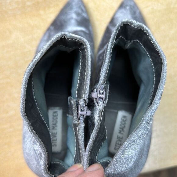 Steve Madden Stable Velvet Booties - Picture 6 of 9